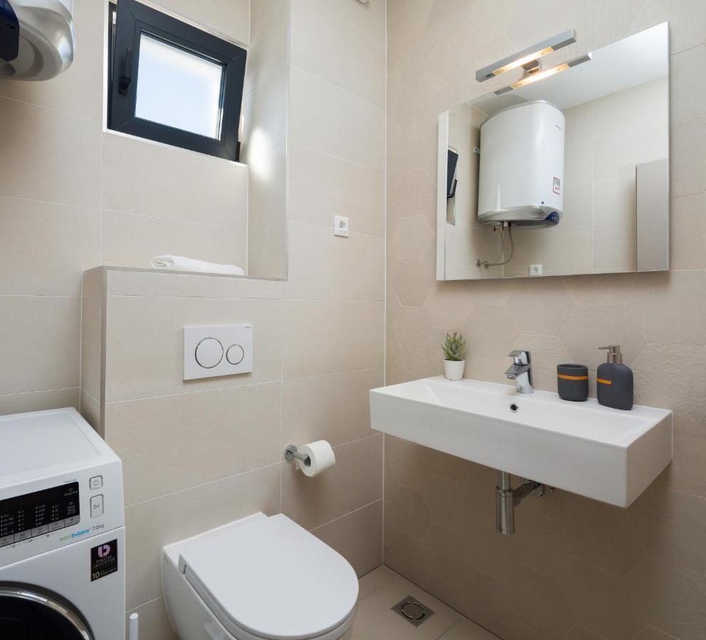 Villa Four Brothers - Penthouse Suite Podstrana Zewnętrze zdjęcie