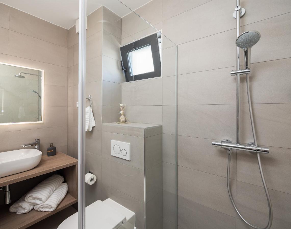 Villa Four Brothers - Penthouse Suite Podstrana Zewnętrze zdjęcie